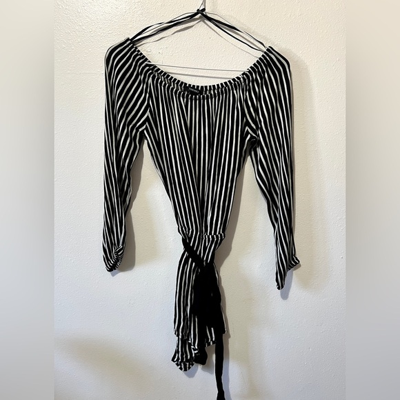 Forever 21 Striped Off Shoulder Tie Waist Romper - Small - Picture 3 of 7